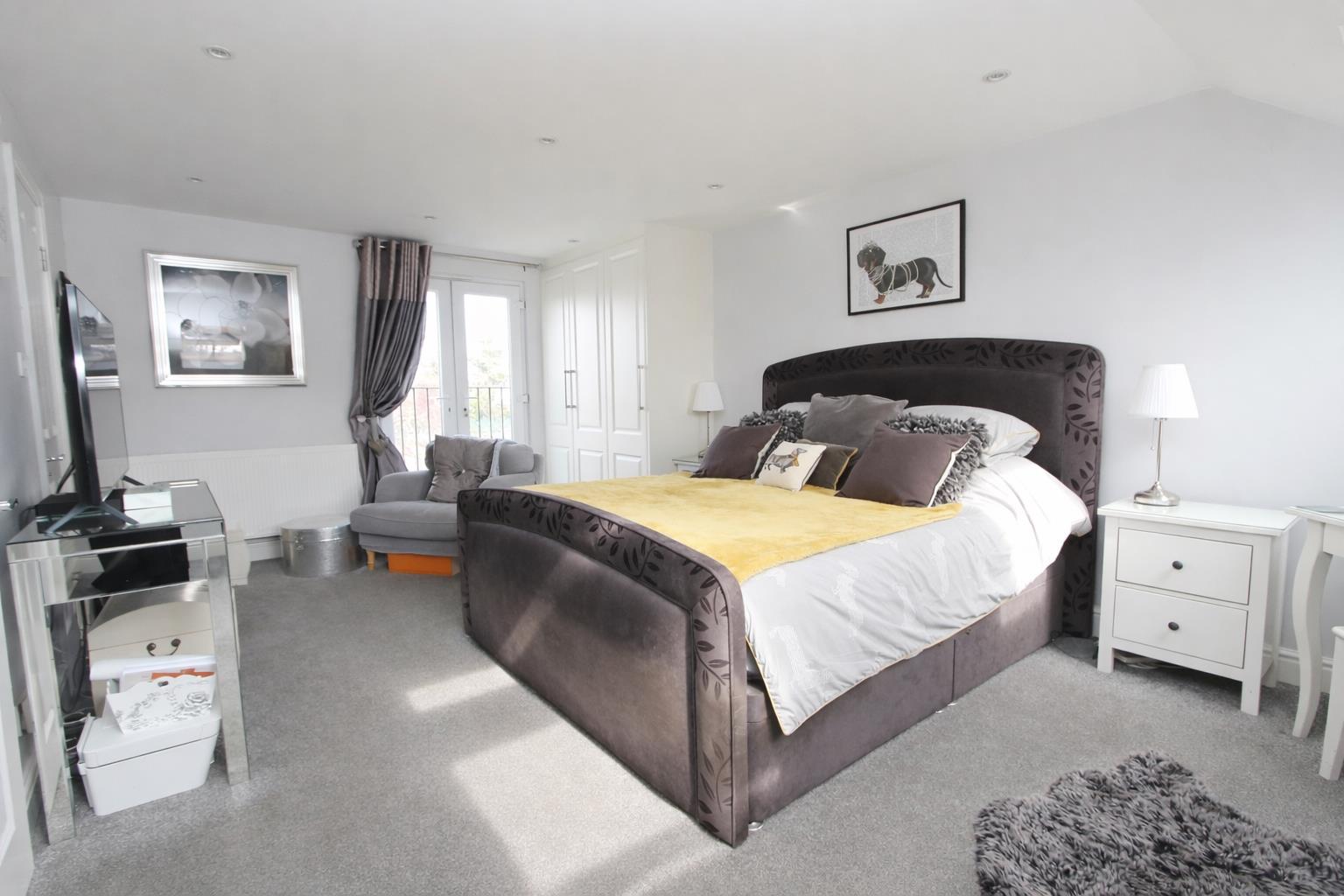 Godalming Avenue, Wallington